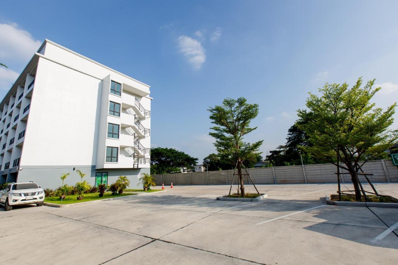 ル ラート ホテル ラーチャブリー Ratchaburi エクステリア 写真
