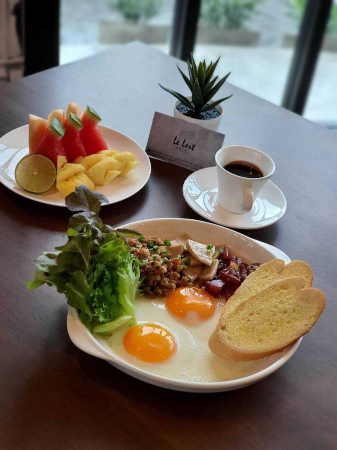 ル ラート ホテル ラーチャブリー Ratchaburi エクステリア 写真