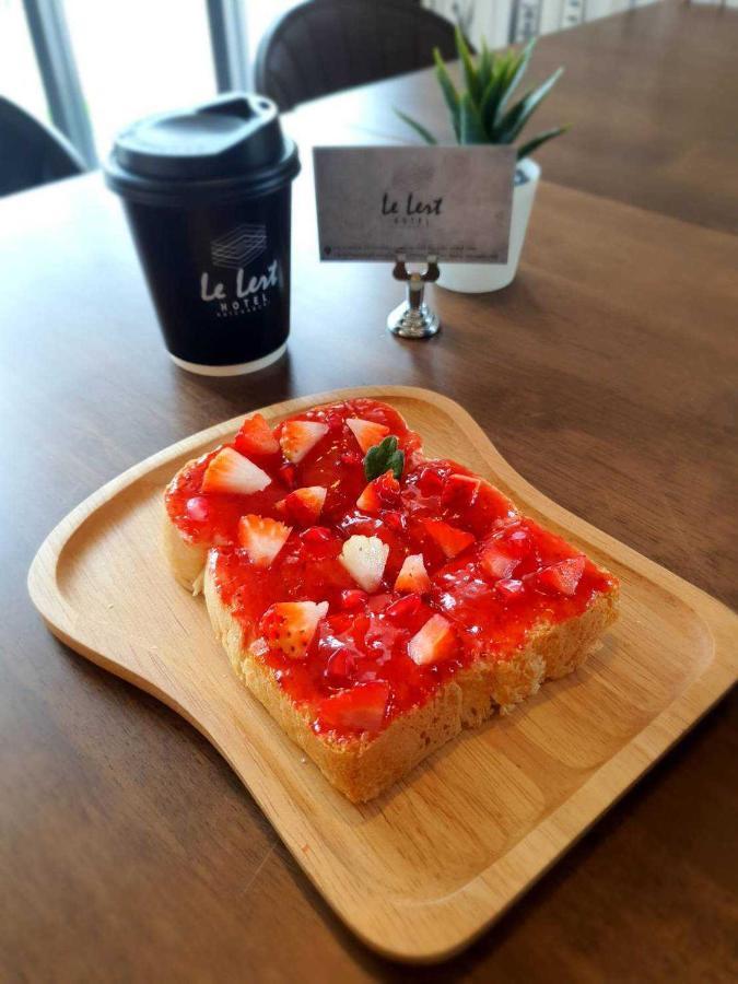 ル ラート ホテル ラーチャブリー Ratchaburi エクステリア 写真